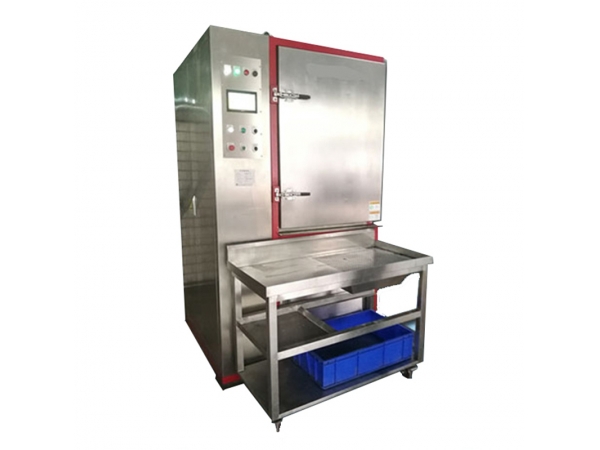 南京沛格生产的冷冻修边机及比其他厂家的设备保温效果更好。